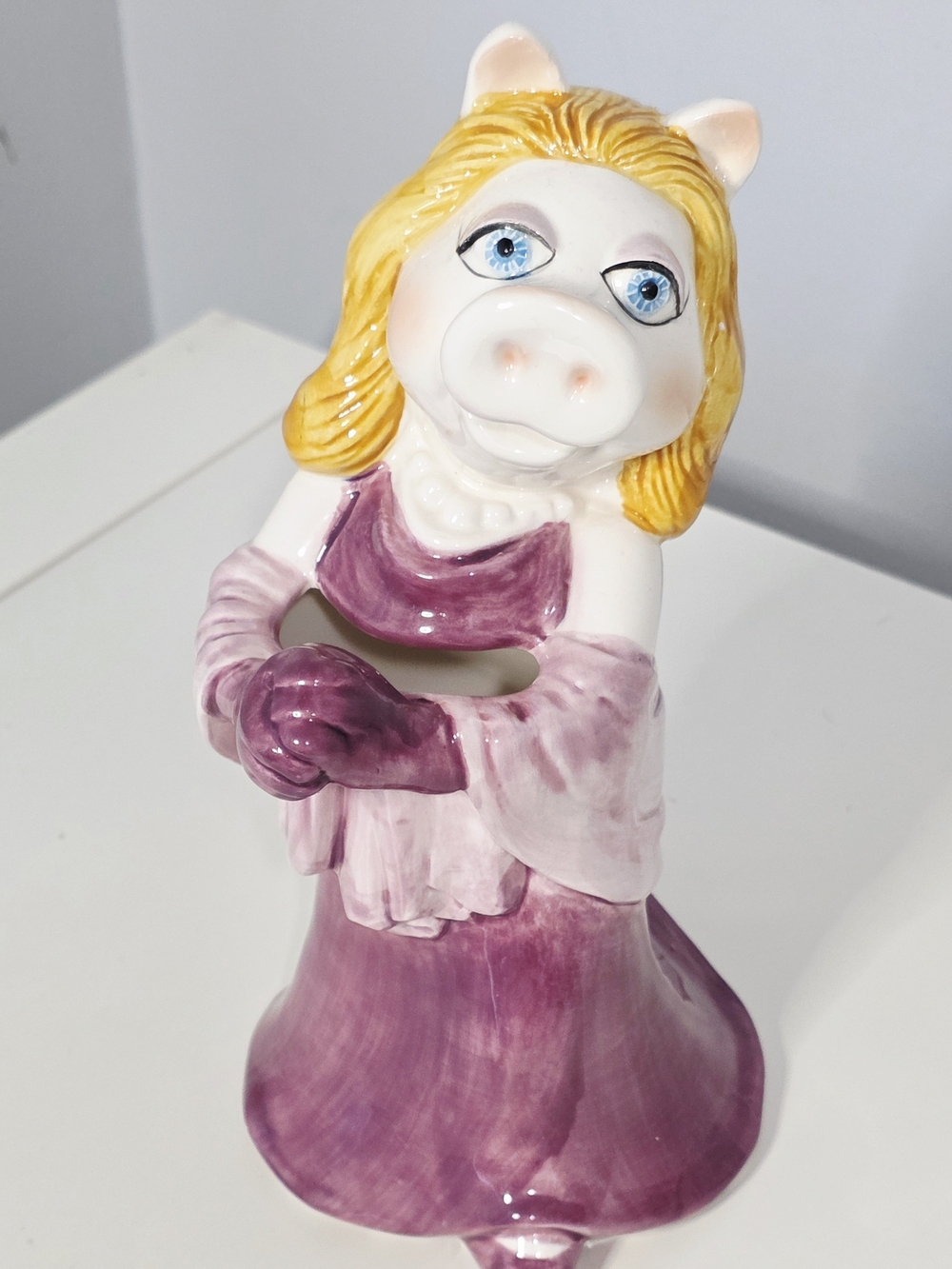 Vintage Miss Piggy Ceramic Figural Vase / Planter